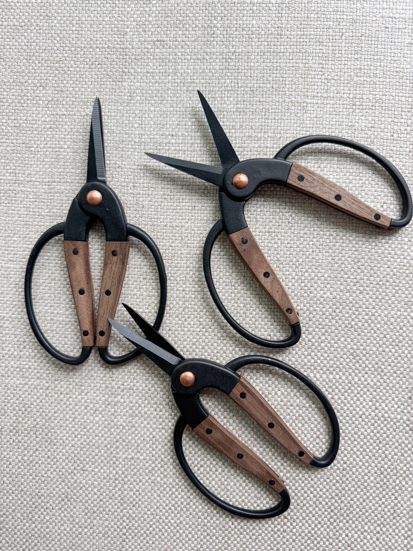 Wood Handle French Garden Scissor