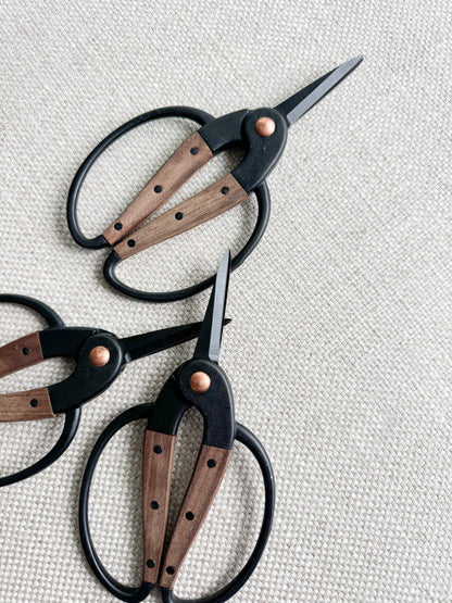 Wood Handle French Garden Scissor